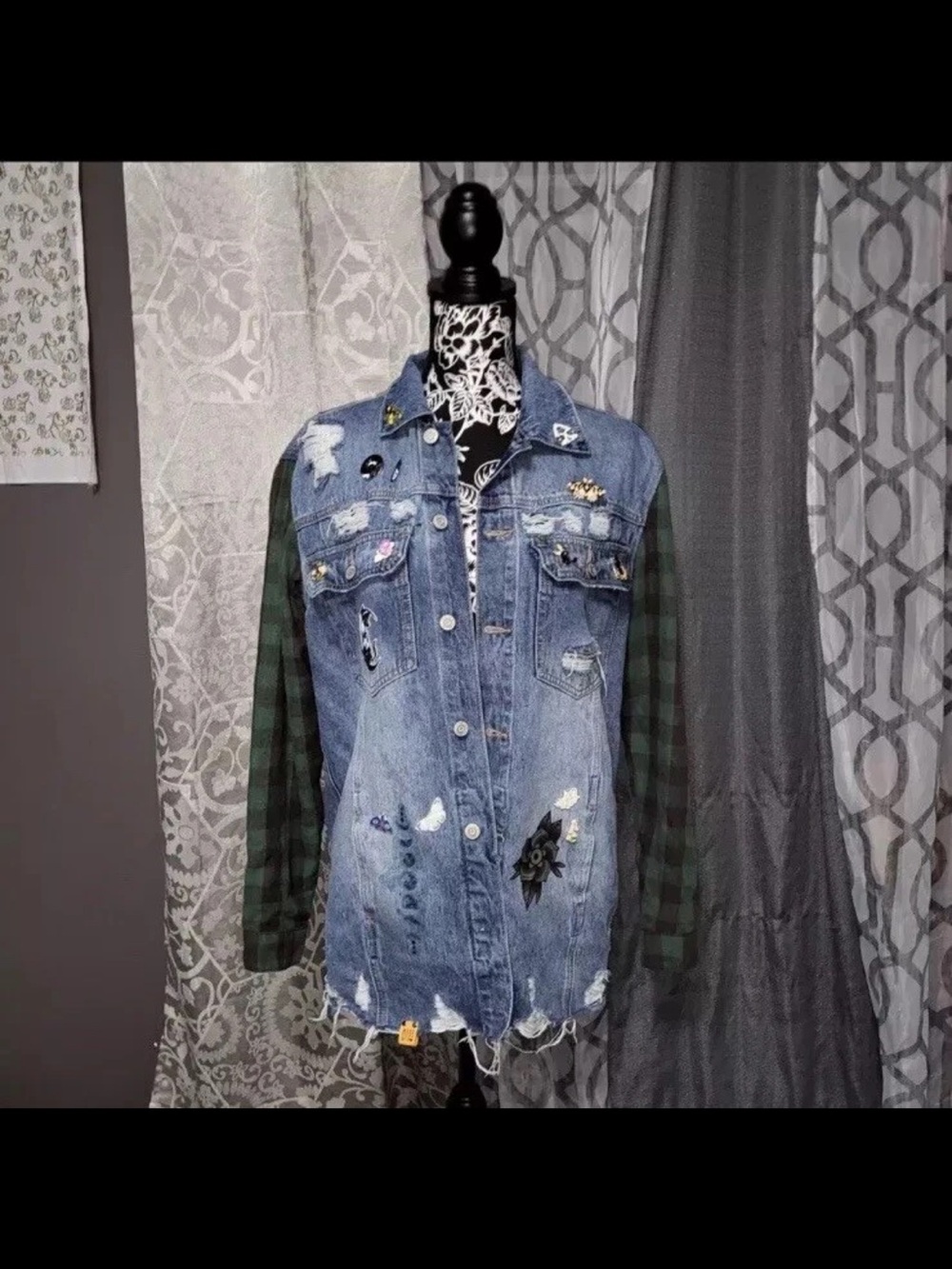 Bridge size xs Distressed Denim Jacket with Green Plaid Sleeves patches and pins